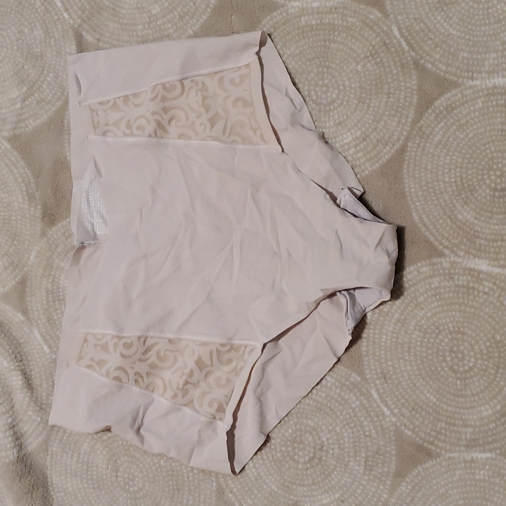 Victorias secret vanishing edge brief size Large